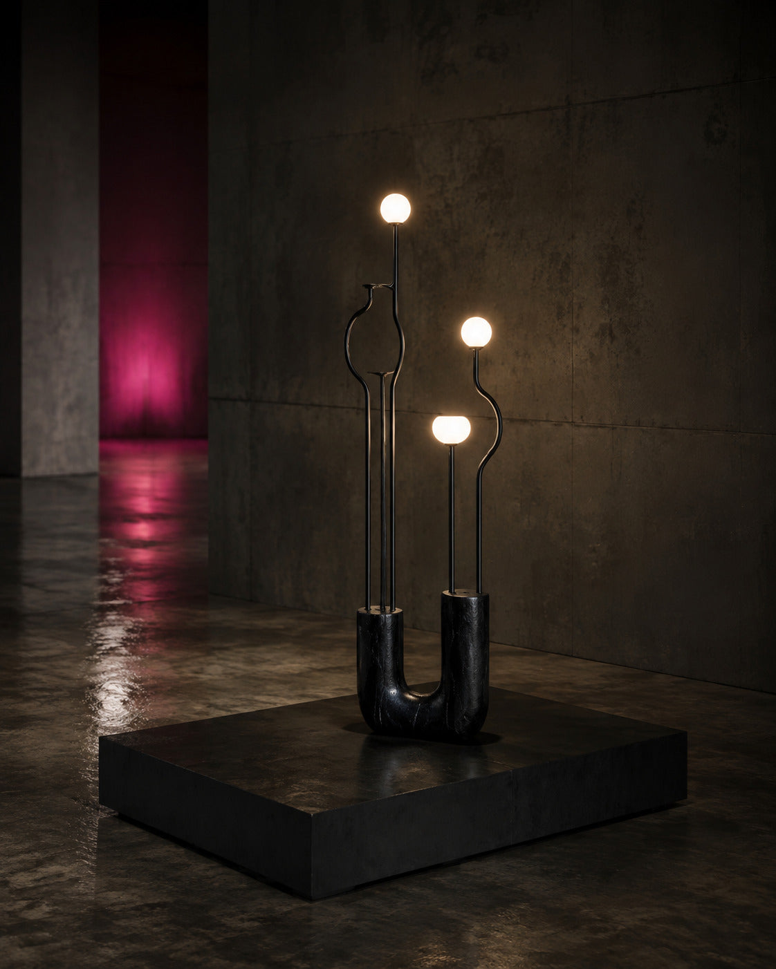 THREE SIGNALS — Drop 031 three-globe floor light in a dark gallery